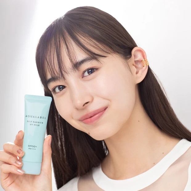 【アクアレーベル】うるおいを保ちながら紫外線をはね返すUVミルク誕生！