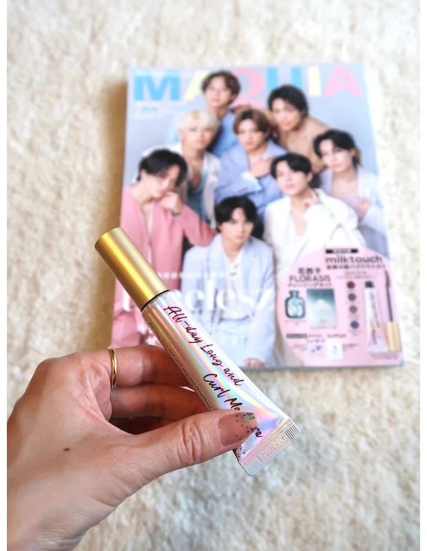 マキア　ミルクタッチ　オールデイロングアンドカールマスカラ　Maya