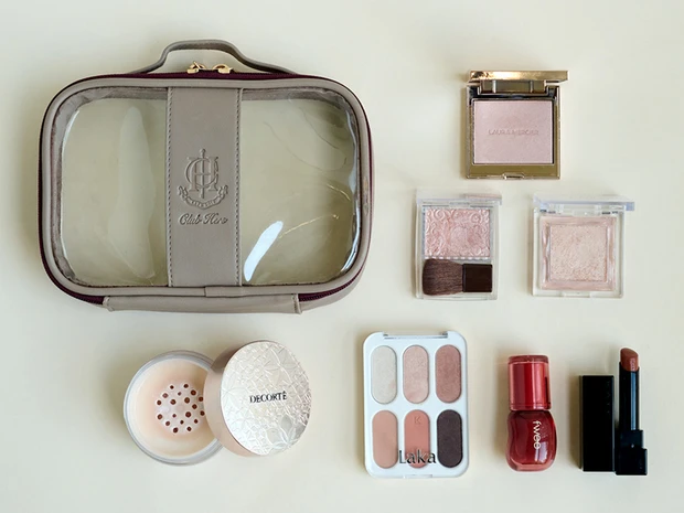 ハーリップトゥ　RION　ポーチの中身