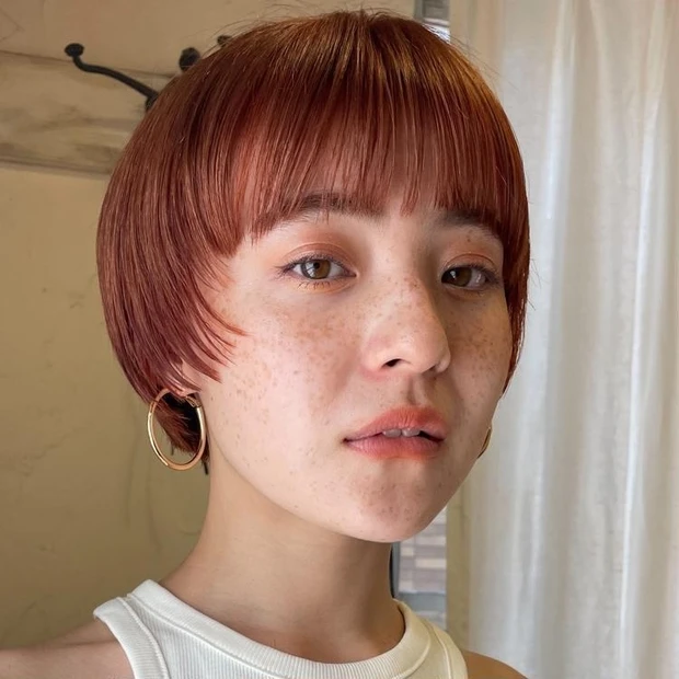 ショート　ヘア　髪型　ヘアスタイル　30代　40代　大人