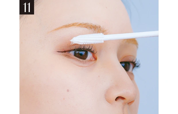 山本望叶さんのセルフメイクプロセス11