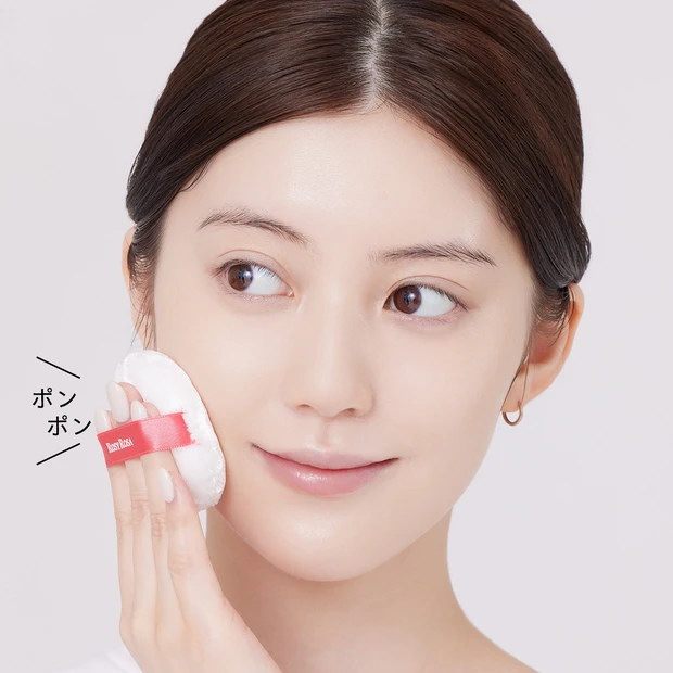 マキア　パウダーファンデーション　塗り方　ロージーローザ　ビロードタッチパフ