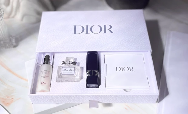 Diorコスメ サンプル