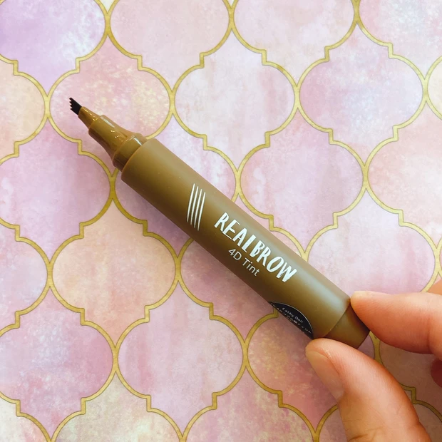 【初挑戦！タイコスメ🇹🇭】あの灼熱にも負けない☀️アイブロウコスメ✨Cathy Doll「スキニーブロウペンシル」「Real Brow 4D Tint」_3_1