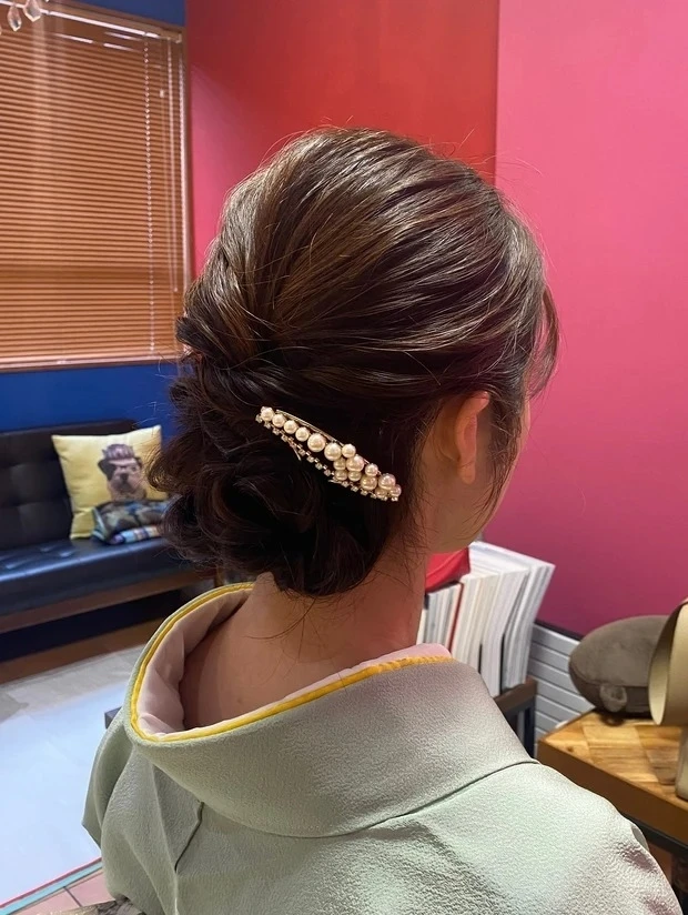 着物 髪型_シンプルで大人可愛い「編み込みヘア」_2