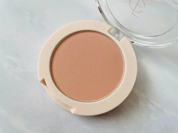 【おすすめ韓国チーク④】FORENCOS（フォレンコス） ベアブラッシャー 04 Neat