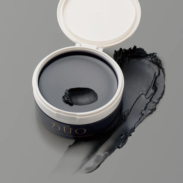 黒ずみ毛穴、落とすもケアもこれひとつ