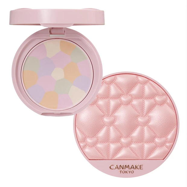 【9位】キャンメイクのホリデーはキルティング調のパッケージが可愛いフェイスパウダー【クリスマスコフレ2025】
