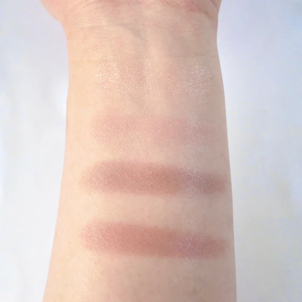 CANMAKE(キャンメイク)シルキースフレアイズ(マットタイプ)M06 リマグレージュ スウォッチ