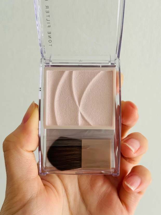 セザンヌのトーンフィルターハイライト 02 フィルターピンク