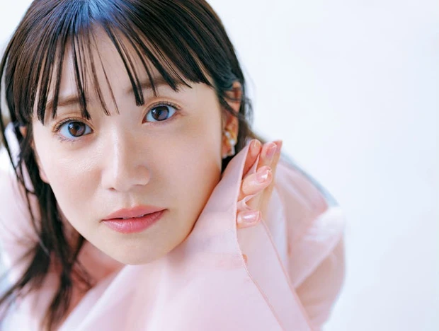 【4位】大島優子さんのタイパ美容。やっと出合えた本命リップ、AKB時代から愛用のコスメも