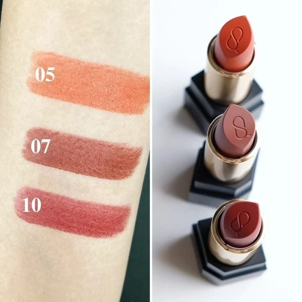 【おすすめブラウンリップ⑤】SUQQU シアー マット リップスティック 07_SUQQU シアー マット リップスティック 07のスウォッチ