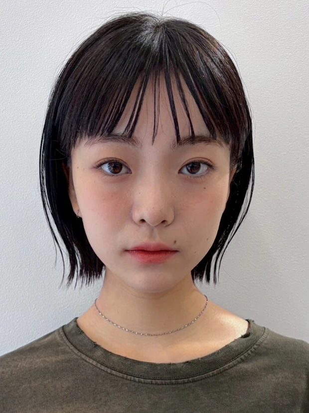 ヘアカタログ ボブ ボブヘア 前髪あり 正面