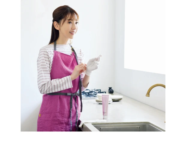 水仕事にはハンドクリーム・綿やシルクの手袋・ゴム手袋の重ね付け！