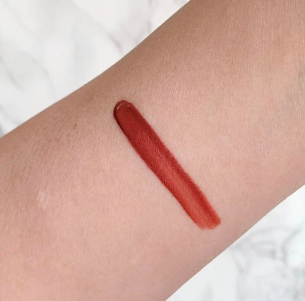 究極のリップ!【CHANEL】のサテンの光沢にうっとり♡落ちにくい秋冬仕様のリップはこれ!_2_2