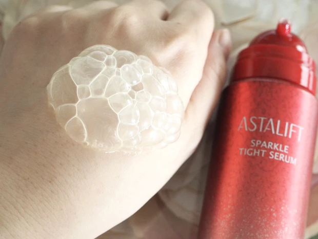 【アスタリフト】9/1発売の最新美容液は「毛穴ケア」に着目したスパルタ泡_2_1