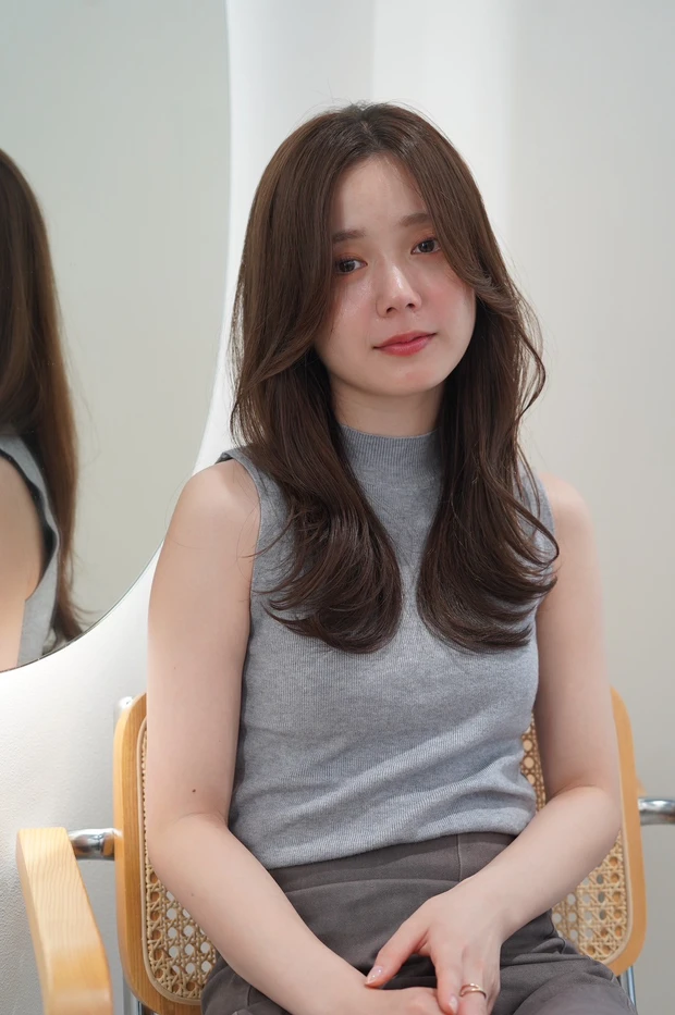 ヘアカタログ ロング ロングヘア ヨシンモリ スタイリング