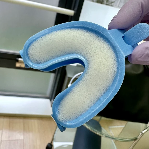 「この泡,何？」口にはめて3分で虫歯予防。_1_1