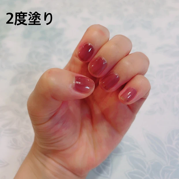 キャンメイクのカラフルネイルズ N71の2度塗り