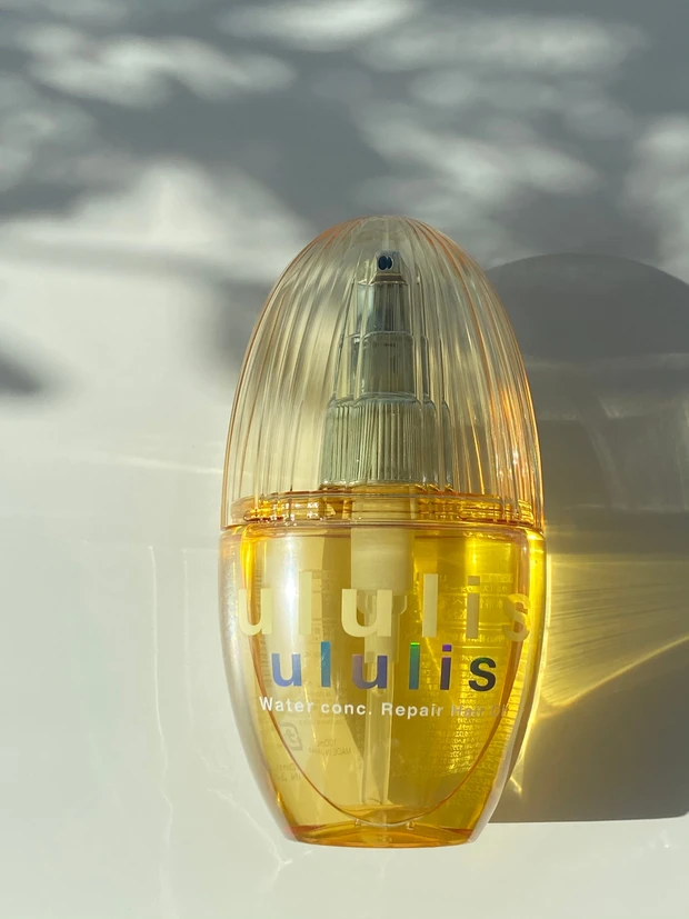 髪の水分量15％アップを目指した→　私はこの場面でそれを実感した。＆ハニーと共同開発のululis_3_1