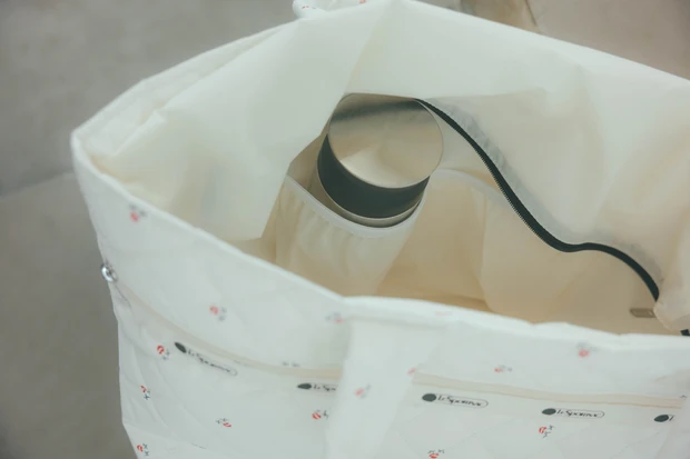 Large Multi Tote 内ポケット