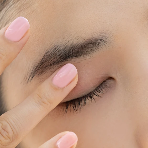 レ キャトル オンブル 354 アイメイク やり方2