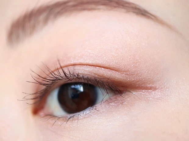 SUQQU シグニチャー カラー アイズ 134 桜鏡 -SAKURAUTSUSHI