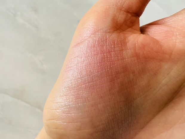 OSAJIのニュアンスアイシャドウのスウォッチ