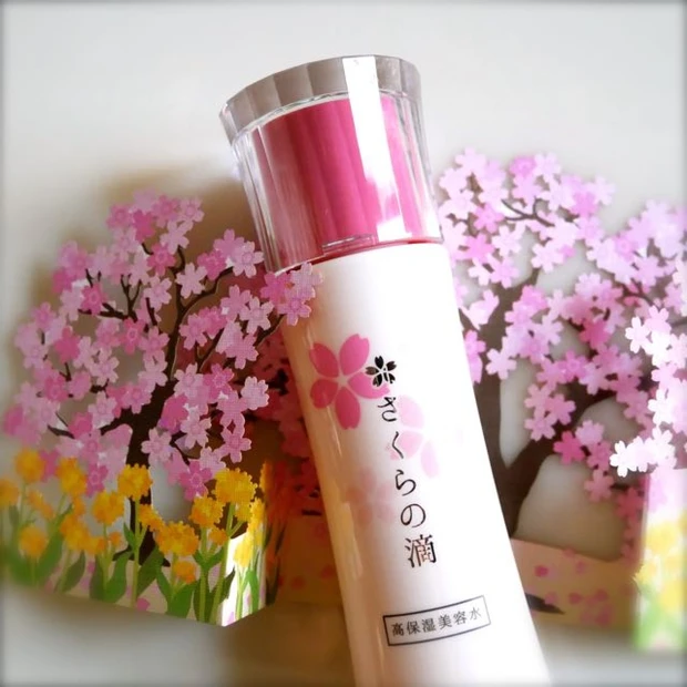 超乾燥地帯の海外で爆売れという「さくらの滴 保湿美容水」