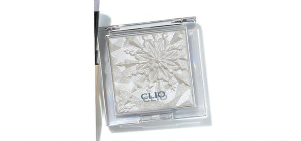 くすみを飛ばすおすすめハイライト クリオ プリズム ハイライター 03