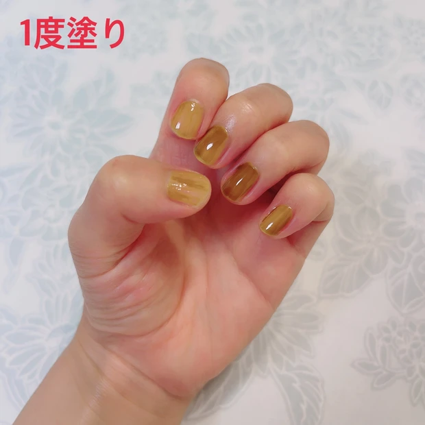 キャンメイクのカラフルネイルズ N74の1度塗り