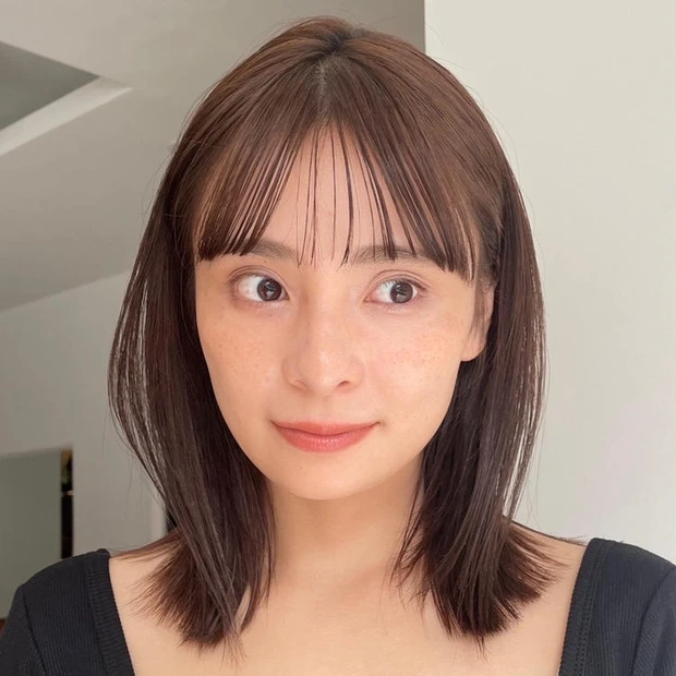 ロブ　ボブ　ヘア　髪型　ヘアスタイル　大人　30代　40代　前髪あり