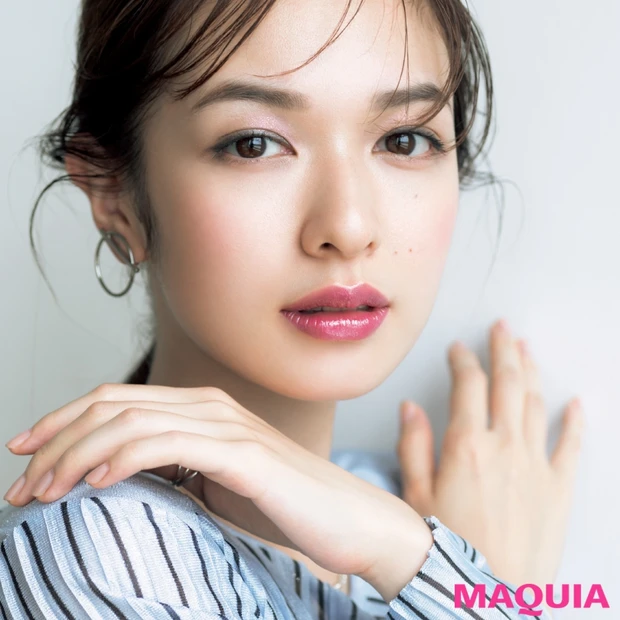 王道“ピンク”は辛口な色が最旬! この秋大注目のメタルピンクリップで大人…