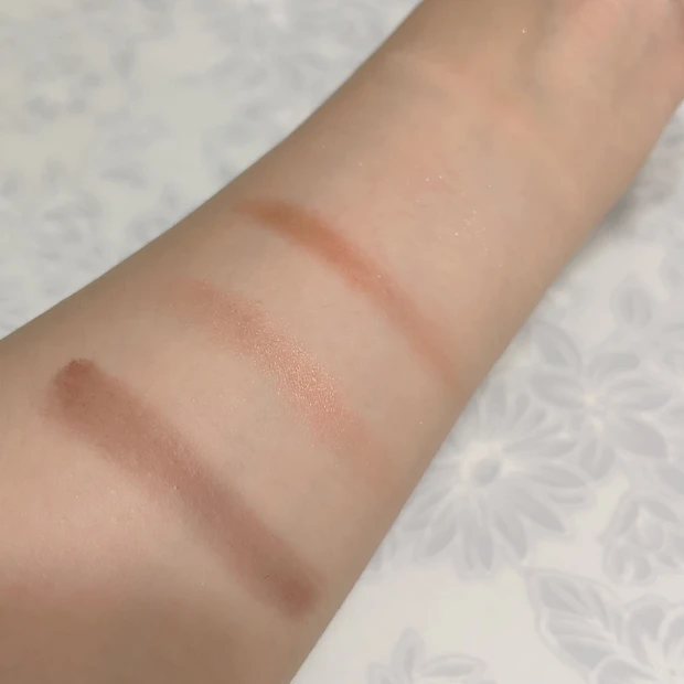 Diorのサンク クルール クチュール 1947のスウォッチ