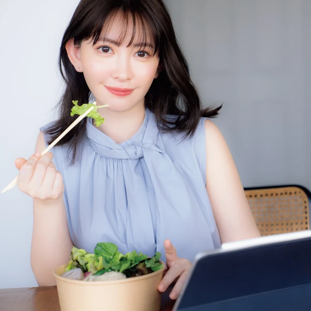 小嶋陽菜「ラクしてキレイになる美容」GALLERY_1_10