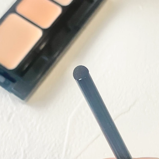 エトヴォス　コンシーラー