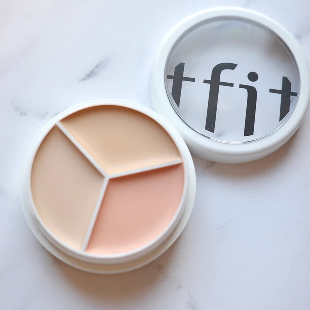 【韓国コスメ】限界ワーママの青クマとニキビ跡を綺麗にカバーしてくれる!頼れるプチプラコンシーラー!_1