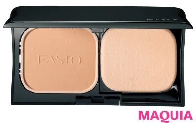 ファシオ パワフルスティ UV ファンデーション 410 SPF30/PA+++ ¥1800(ケース¥500)/コーセーコスメニエンス