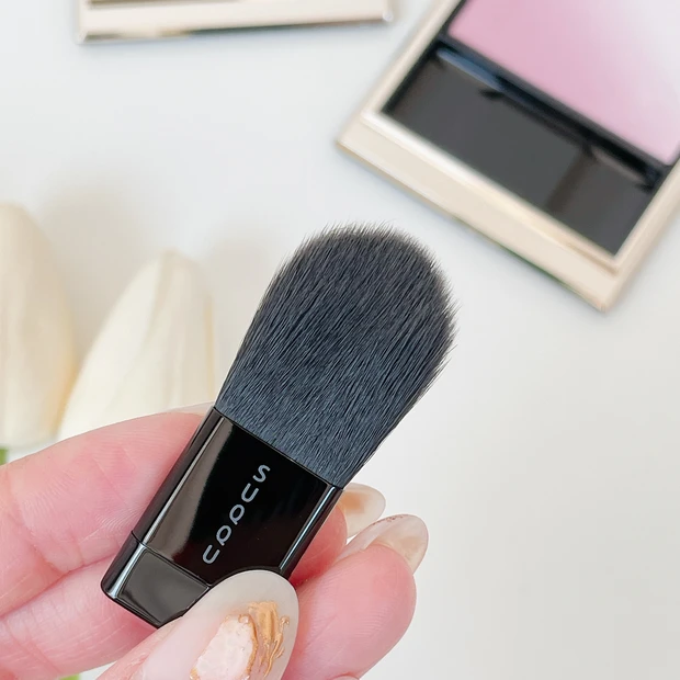 SUQQU新作】待望の新作チーク「ブラーリングカラーブラッシュ