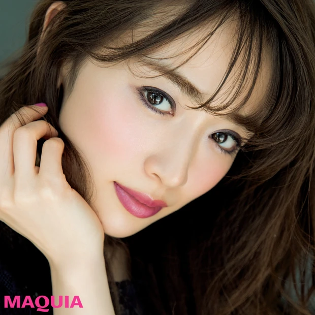 ブルベ肌を上品＆色っぽく魅せるなら