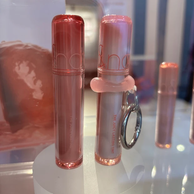 ロムアンド ポップアップ 原宿 予約