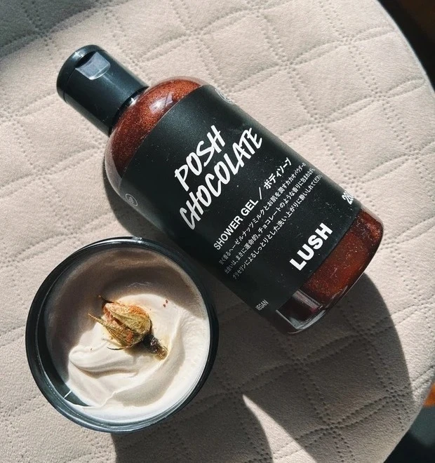 バレンタインコスメ 2025 LUSH(ラッシュ)