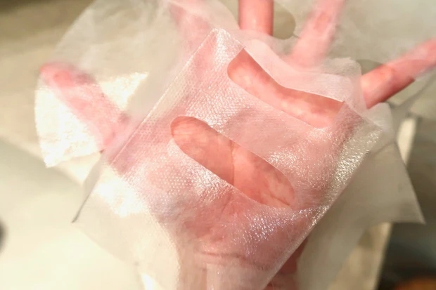 【デイリーからスペシャルな日まで！最新フェイスマスク5選】_19_2