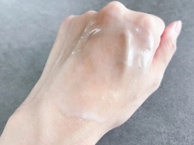 〈DHC〉のクレンジングが進化！W洗顔不要！毛穴に潜って溶かし出す「クレンジングバーム」_4