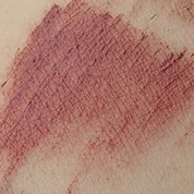 【ロムアンド】人気の眉マスカラ5色を比較レビュー！ハンオールブロウカラの推しカラー紹介：③【オシャレな赤み】06 ベリーオーキッド