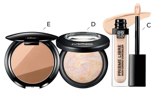 Cプリズム・リーブル・スキンケアリング・コンシーラー 全8色 11ml 各￥4620／パルファム ジバンシイ　Dミネラライズ スキンフィニッシュ ライトスカペード ￥5720／M･A･C　Eヴィセ シェード トリック BR300 ￥1760（編集部調べ）／コーセー
