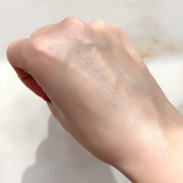 ラロッシュポゼ　下地　ローズ