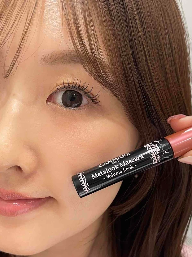 2025年「@cosme TOKYO」で売れたコスメランキング３位　キャンメイク メタルックマスカラ～ボリュームルック～  スウォッチ