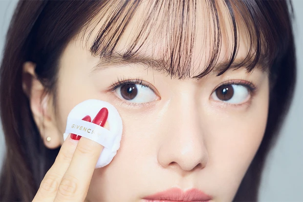 山本舞香のBeauty Script　2024年金運を上げる開運メイク　HOWTO②