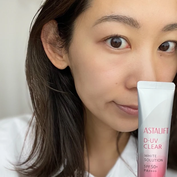 アスタリフト　ASTALIFT UV 下地　日焼け止め　人物画像　